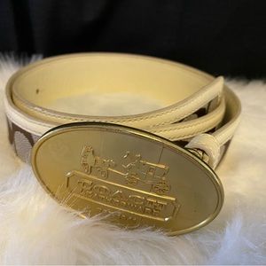 Coach vintage monogram belt